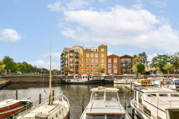 Woning IJsbaankade 179 Huizen