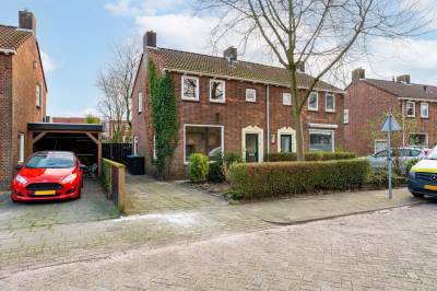 Woning Graaf van Hornestraat 28 Almkerk