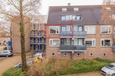Woning Arthur van Schendelplein 36 Hillegom