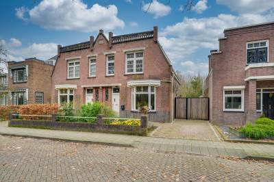 Woning St. Bernardusstraat 16 Hoeven