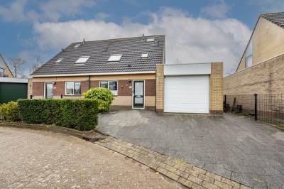 Woning Turfsteker 100 Heerenveen