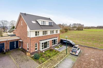 Woning Van de Ven-erf 47 Heesch