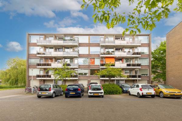 Woning Julianaplantsoen 111 Diemen