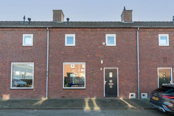 Woning van der Duyn van Maasdamstraat 9 Breda