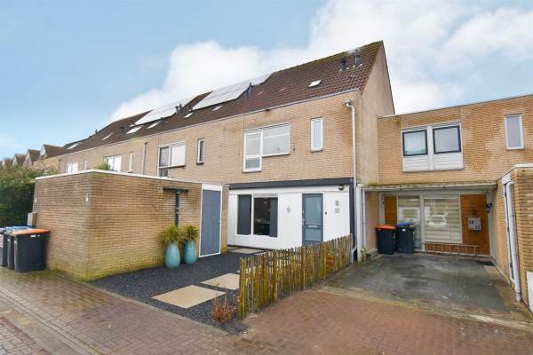 Woning Karveel 5844 Lelystad