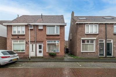 Woning Admiraal de Ruyterstraat 45 Sliedrecht