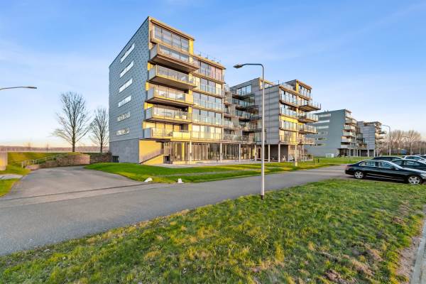 Woning Noorderplassenweg 84 Almere
