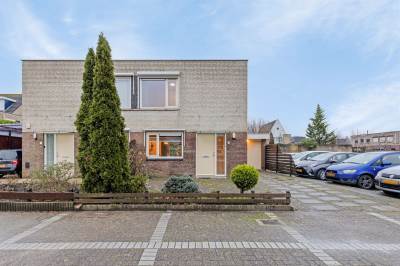 Woning den Doolaardstraat 3 Oud-Beijerland