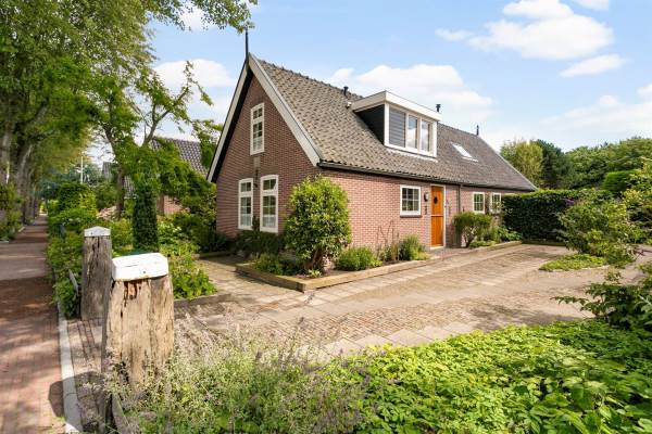 Woning Spoorstraat 12 Noord-Scharwoude