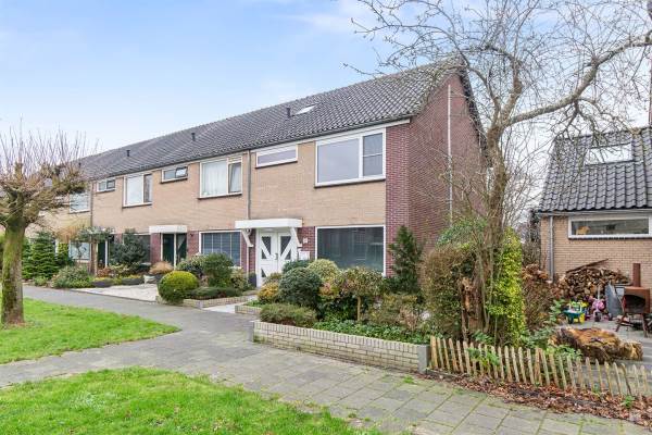 Woning Burgemeester Verstegenstraat 80 Westzaan