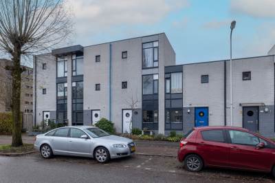 Woning Wilhelmina van Pruisenlaan 241 Gouda