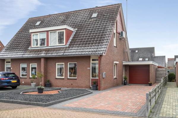 Woning Akkerdistel 66 Klazienaveen