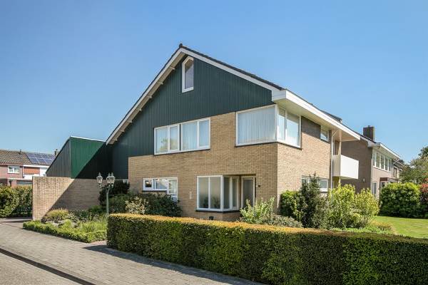 Woning Jacobus van Looystraat 1a Terneuzen