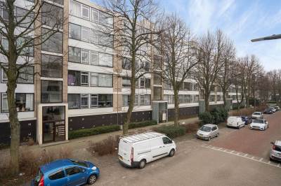 Woning Burgemeester Caan van Necklaan 269 Leidschendam