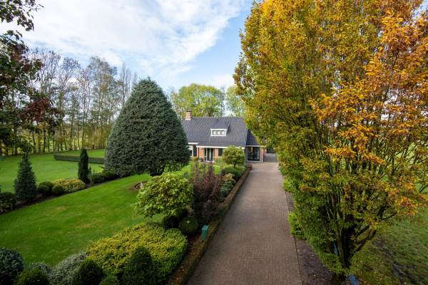 Woning Oosterveenstraat 2 Nijkerkerveen
