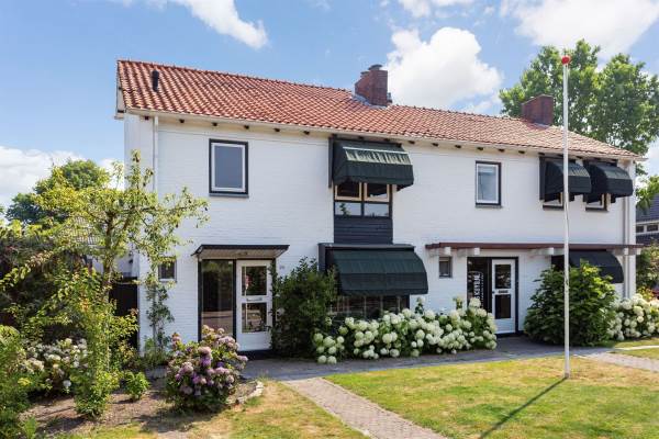 Woning Minister De Savornin Lohmanlaan 24 Enschede