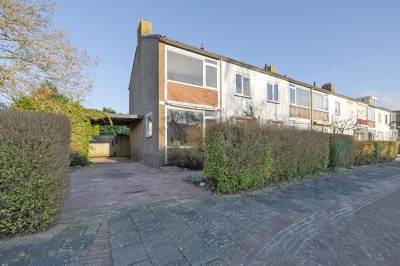 Woning van Limburg Stirumlaan 41 Naarden