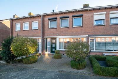 Woning Hendrik van Nassaustraat 17 Leerdam