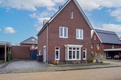 Woning Bakkershof 13 Neerkant