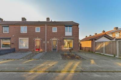 Woning van Kleefstraat 2 Tegelen