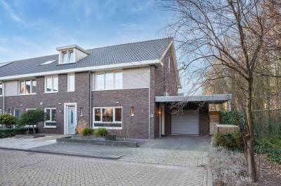 Woning Wilgenroos 25 Hoeven