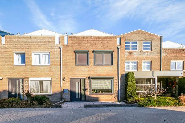 Woning Van Tussenbroekstraat 24 Tilburg