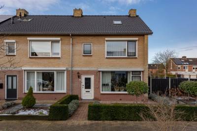 Woning van Pijkerenlaan 14 Oldebroek