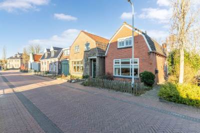 Woning Sint Odulphusstraat 24 Bakhuizen