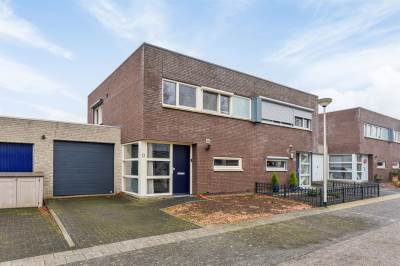 Woning Prins Constantijnhof 13 Hoensbroek