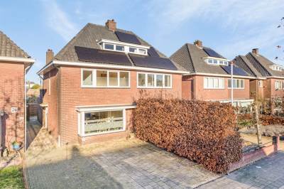 Woning Mr. P.J. Troelstrastraat 19 Hengelo (OV)