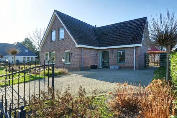 Woning Voorburggracht 363 Oudkarspel (Gem. Dijk en Waard)