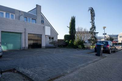 Woning James Grieve 27 Tiel
