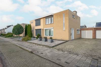 Woning Gouverneur Ruijs de Beerenbroucklaan 20 Holtum