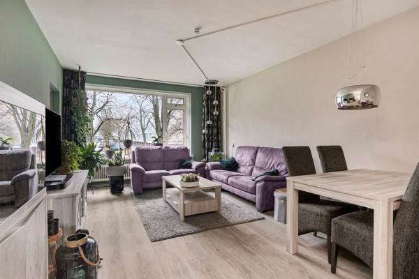 Woning Burgemeester Caan van Necklaan 462 Leidschendam