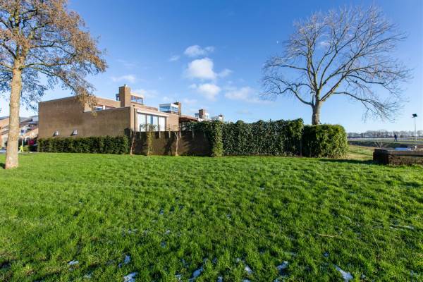 Woning Barnsteenstraat 99 Alphen aan den Rijn