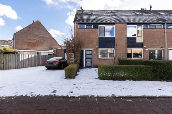 Woning Zeefvoorde 16 Spijkenisse