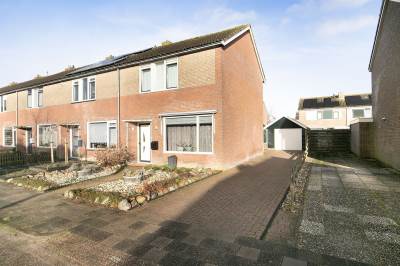 Woning It Apelhôf 9 Hallum