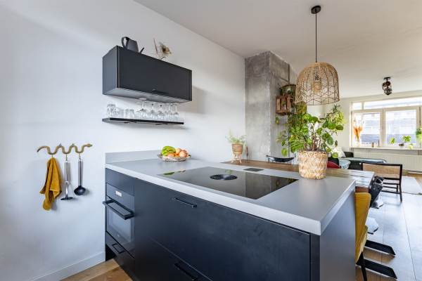 Woning Derkinderenstraat 613 Amsterdam
