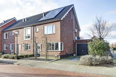 Woning Dokter van de Kolkstraat 24 Nijkerkerveen