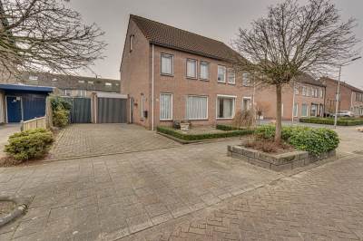 Woning Fahrenheitstraat 38 Kruiningen