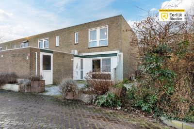 Woning Karveel 4729 Lelystad