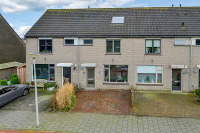Woning Jacob van den Damstraat 23 Zevenhoven