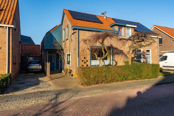 Woning Schoolstraat 12 Sleeuwijk