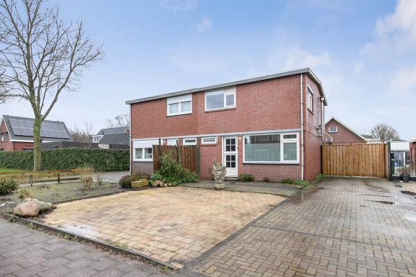 Woning Pastoor Vroomstraat 9 Barger-Compascuum