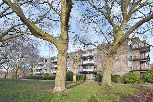 Woning Laan van Eik en Duinen 13 Den Haag