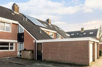 Woning Esdoornhof 16 Kampen