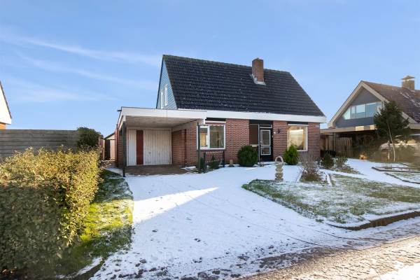Woning De Aek 14 Hallum