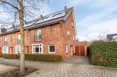 Woning Melchior Batenburglaan 2 Hooglanderveen