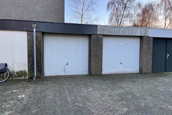 Garage van de Veldeplantsoen 102 Soest