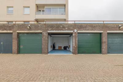 Garage Burgemeester van Alphenstraat GARAGE 20 Zandvoort